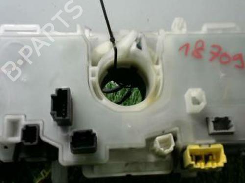 Used Steering column stalk Steering column stalk RENAULT LAGUNA III (BT0/1) 2.0 dCi (BT07, BT0J, BT14, BT1A, BT1S) (131 hp) 21188638 21188638