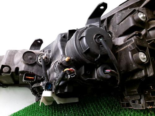 Right headlight PEUGEOT 4007 (VU_, VV_) 2.2 HDi | BP32276113C29