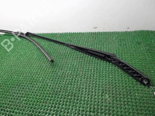 Used Front windshield wiper arm PEUGEOT 308 I (4A_, 4C_) 1.6 16V (150 hp) 22079363