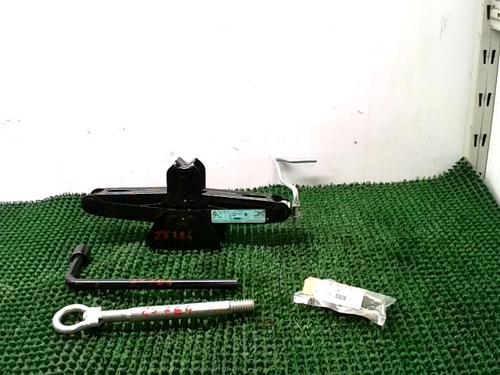 Reservehjul kit CITROËN C4 III (BA_, BB_, BC_) BLUEHDI 110 (BBYHSA) (110 hp) 30603390