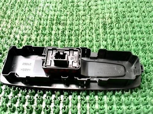 Used Right front window switch RENAULT MEGANE IV Grandtour (K9A/M/N_) 1.5 dCi 110 (110 hp) 20876974