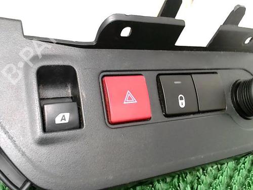 Used Warning switch Warning switch CITROËN BERLINGO MULTISPACE (B9) 1.6 HDi 90 (92 hp) 22091470 22091470