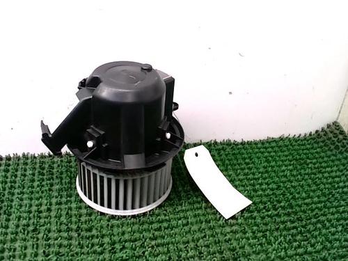 Heater blower motor RENAULT TWINGO III (BCM_, BCA_) 1.0 SCe 70 (BCMB) | BP28155363M62 - Image 3