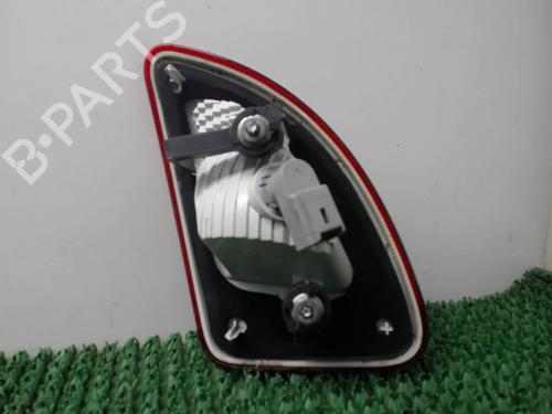 Højre baglygte bagklap RENAULT TWINGO II (CN0_) 1.2 16V (CN04, CN0B) (75 hp) 20875625