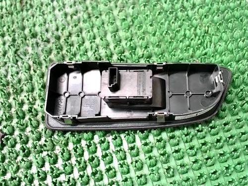 Right front window switch BMW 1 (E87) 118 d | BP22090945I26 - Image 3