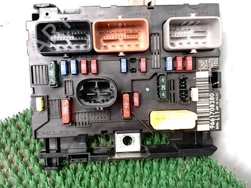 Used Fuse box PEUGEOT 207 (WA_, WC_) 1.6 HDi (90 hp) 22090376