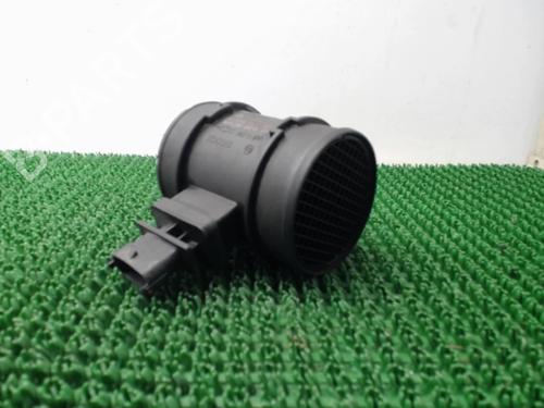 Mass air flow sensor OPEL VECTRA C Estate (Z02) 1.9 CDTI (F35) | BP22077903M95 