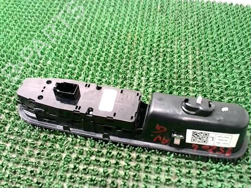 Used Left front window switch Left front window switch MINI MINI COUNTRYMAN (R60) Cooper D ALL4 (112 hp) 22784888 22784888