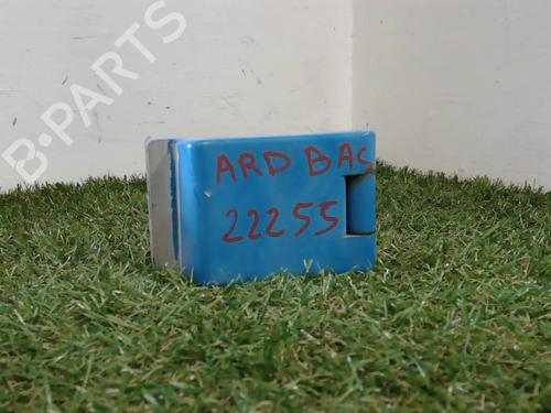 Used Hinge/Door check strap RENAULT TRAFIC Bus (T_, P_, V_) 2.1 D (64 hp) 30045100