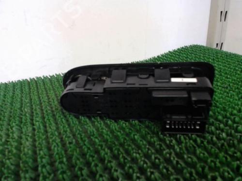 Used Left front window switch Left front window switch CITROËN C3 II (SC_) 1.6 HDi 90 (90 hp) 22078090 22078090