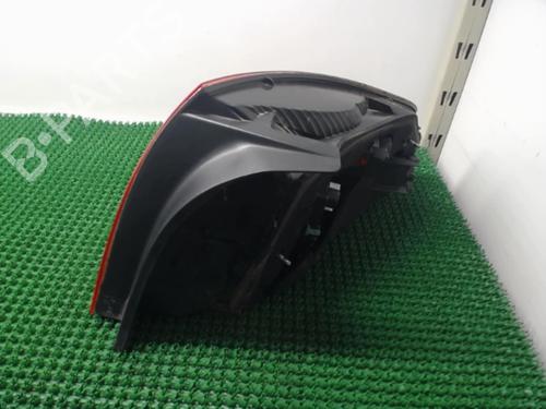 Left taillight PEUGEOT 407 (6D_) 2.0 HDi 135 (6DRHRH, 6DRHRE, 6DRHRG, 6DRHRJ) | BP22077045C34 