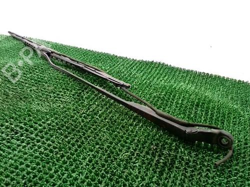 Used Front windshield wiper arm Front windshield wiper arm 29480664 29480664