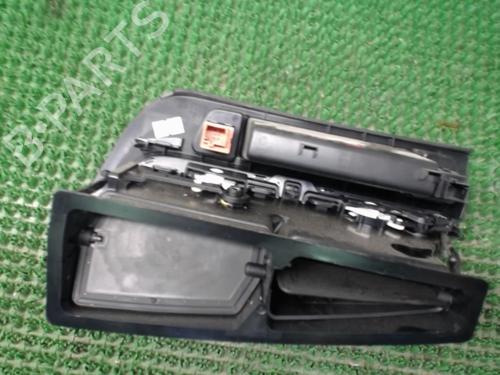 Used Air vent PEUGEOT 5008 (0U_, 0E_) 1.6 HDi (114 hp) 22084862