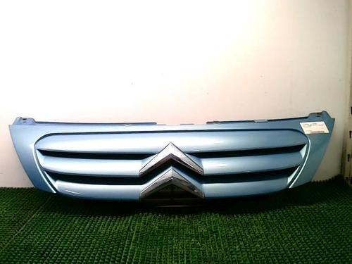 Used Grille CITROËN C3 I (FC_, FN_) 1.4 HDi (68 hp) 28475915