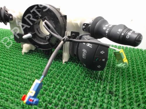 Used Steering column stalk RENAULT MEGANE III Hatchback (BZ0/1_, B3_) 1.5 dCi (106 hp) 22082722
