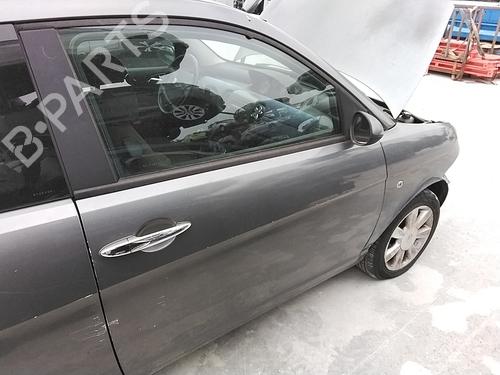 Used Right front door Right front door LANCIA YPSILON (843_) 1.3 JTD (843.AXD11, 843.AXD1A) (70 hp) 34271172 34271172