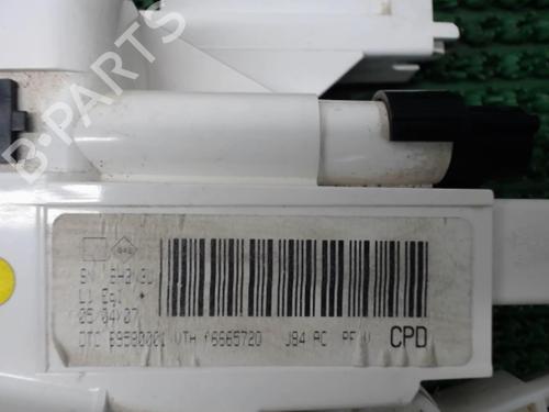 Used Climate control Climate control RENAULT SCÉNIC II (JM0/1_) 1.5 dCi (JM1E, JM16) (106 hp) 22077482 22077482