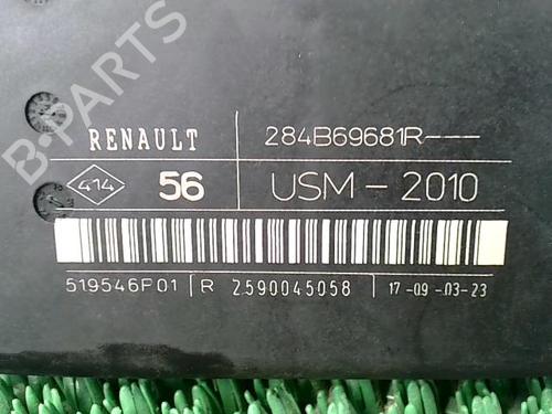 Fuse box RENAULT MASTER III Van (FV) 2.3 dCi 145 FWD (FV0E, FV0F, FV0H, FV02, FV0M, FV0S,... | BP29958657E1 