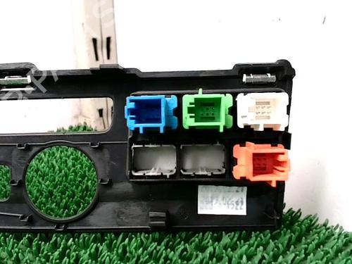 Used Warning switch Warning switch VW TRANSPORTER T6 / CARAVELLE T6 Bus (SGB, SGJ, SHB, SHJ) 2.0 TDI (150 hp) 22438459 22438459