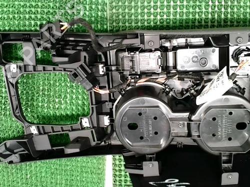 Armrest / Center console VW PASSAT B8 (3G2, CB2) 2.0 TDI | BP22090142I20 - Image 4