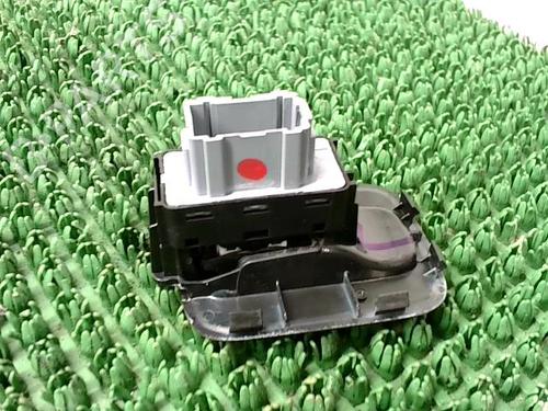 Right front window switch CITROËN C3 III (SX) 1.2 PureTech 82 | BP29371954I26 