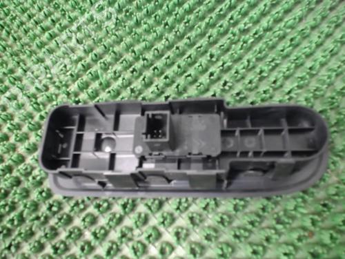 Used Right front window switch PEUGEOT 308 SW I (4E_, 4H_) 1.6 HDi (90 hp) 22082194