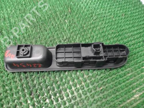 Used Right front window switch Right front window switch PEUGEOT 307 Break (3E) 2.0 HDI 110 (107 hp) 22087264 22087264