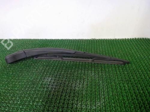 Used Rear windshield wiper arm Rear windshield wiper arm RENAULT MEGANE III Grandtour (KZ0/1) 1.5 dCi (KZ1M, KZ1W, KZ0R) (106 hp) 22078087 22078087
