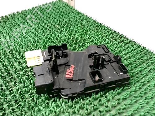 Used Electronic module Electronic module VW GOLF V (1K1) 2.0 TDI 16V (140 hp) 22438465 22438465