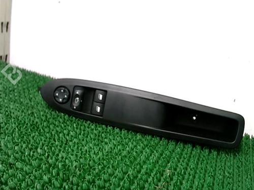 Used Left front window switch Left front window switch DS DS 4 / DS 4 CROSSBACK (NX_) 1.2 THP 130 (NXHNYM) (130 hp) 22090688 22090688