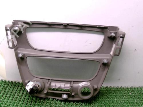 Used Middle console Middle console RENAULT MEGANE III Hatchback (BZ0/1_, B3_) 1.5 dCi (86 hp) 22078779 22078779