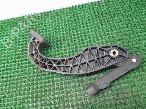 Used Break pedal PEUGEOT 206 Hatchback (2A/C) 1.4 HDi eco 70 (68 hp) 22087099