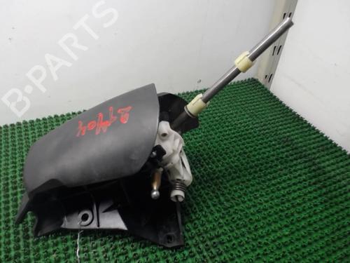 Used Gear lever RENAULT MASTER II Van (FD) 2.5 dCi 120 (115 hp) 22080494
