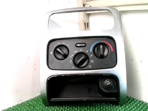 Climate control JEEP CHEROKEE (KJ) 2.8 CRD 4x4 BP23079359I5