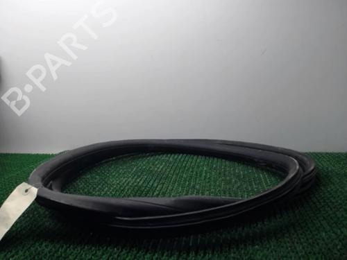 Used Rubber door seal PEUGEOT 207 (WA_, WC_) 1.4 HDi (68 hp) 22076484
