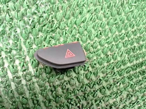Used Warning switch NISSAN JUKE (F15) 1.5 dCi (110 hp) 22092185