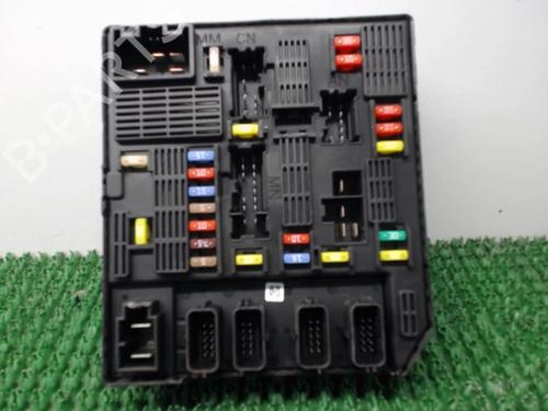 Used Fuse box RENAULT GRAND SCÉNIC III (JZ0/1_) 1.9 dCi (JZ0J, JZ0N, JZ1K, JZ1S) (131 hp) 22080650