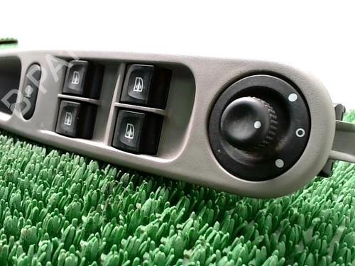 Used Left front window switch RENAULT ZOE (BFM_) ZOE (88 hp) 20876307