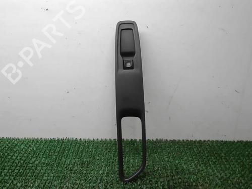 Interrupteur de vitre avant droite RENAULT CLIO IV (BH_) 0.9 TCe 90 (BHNF, BHMA, BHMH, BHJK, BHJR) (90 hp) 29924845