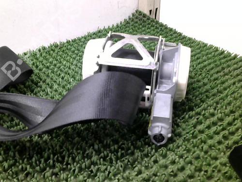 front-left-seatbelt-citroen-c3-ii-sc_-2009-31700492 main image