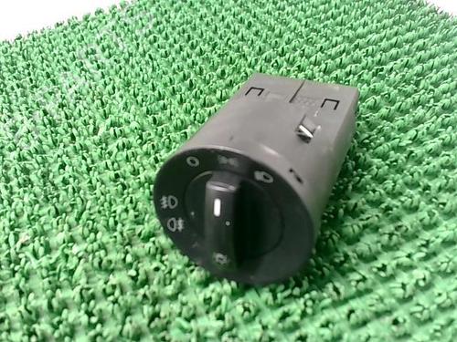 Used Headlight switch Headlight switch VW POLO IV (9N_, 9A_) 1.4 TDI (75 hp) 22089326 22089326