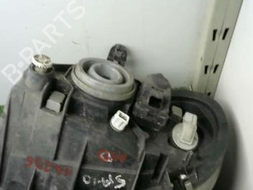 Used Right headlight Right headlight CITROËN SAXO (S0, S1) 1.5 D (58 hp) 22088692 22088692