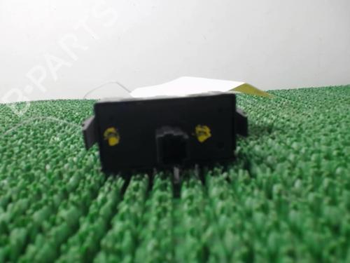 Used Warning switch Warning switch DACIA LODGY (JS_) 1.5 dCi (JSMC, JSAF) (107 hp) 22076340 22076340