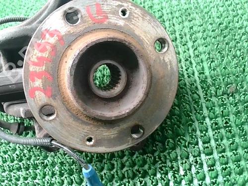 Used Left front steering knuckle Left front steering knuckle PEUGEOT 208 I (CA_, CC_) 1.4 HDi (68 hp) 24350240 24350240
