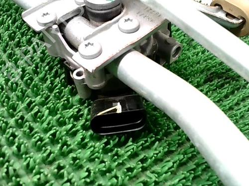 Used Front wiper motor Front wiper motor PEUGEOT 208 II (UB_, UP_, UW_, UJ_) 1.2 PureTech 100 (101 hp) 30331120 30331120