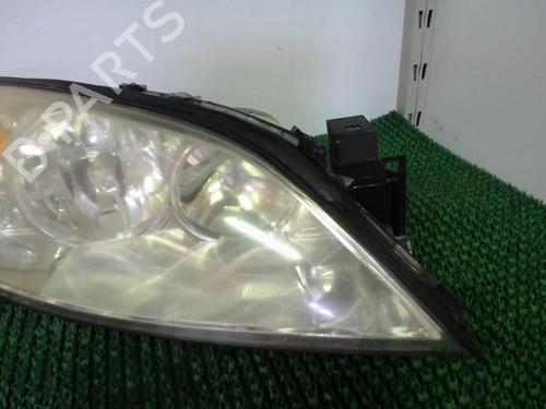 Used Right headlight FORD MONDEO III (B5Y) 1.8 16V (125 hp) 20877538