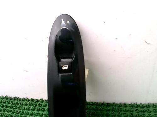 Used Left rear window switch Left rear window switch CITROËN C4 II (NC_) 1.6 HDi 90 (92 hp) 22090090 22090090