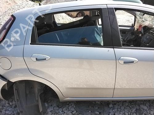 Used Right rear door Right rear door FIAT PUNTO (199_) 1.2 (199AXZ1A, 199BXZ1A) (69 hp) 35780555 35780555