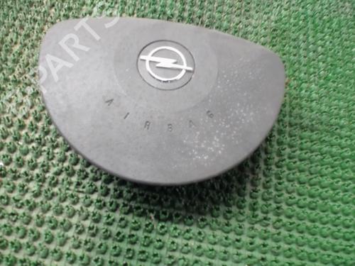 Used Driver airbag OPEL MERIVA A MPV (X03) 1.6 (E75) (105 hp) 22081329