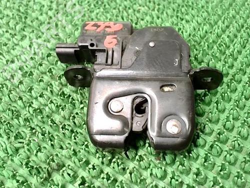 Used Tailgate lock RENAULT MEGANE III Hatchback (BZ0/1_, B3_) 1.5 dCi (BZ09, BZ0D, BZ1W, BZ29, BZ14) (110 hp) 22091774